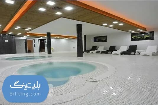 استخر هتل ارم