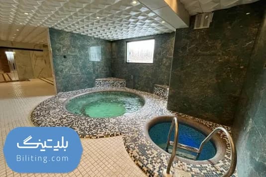استخر روباز تهران جوان