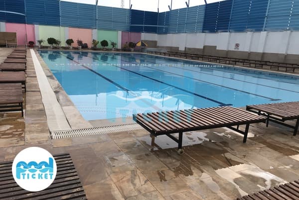 استخر دهکده آفتاب مهرشهر