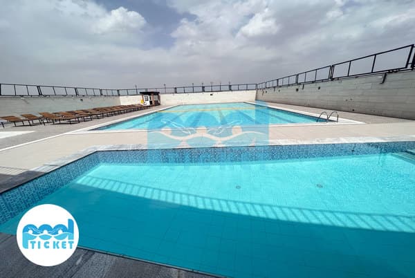 استخر چهارفصل و روباز فرشته کرج