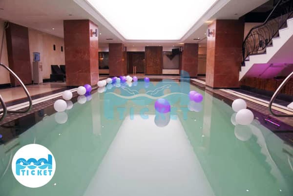 استخر سرپوشیده هتل پارسیان استقلال تهران