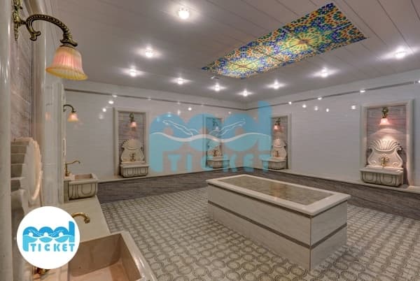 استخر هتل شایگان کیش